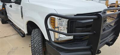 2019 Ford F-350 Super Duty XL   - Photo 3 - Conroe, TX 77301