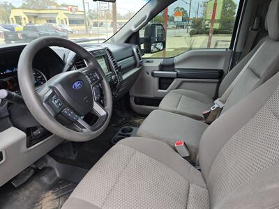 2017 Ford F-250 Super Duty XLT   - Photo 8 - Conroe, TX 77301