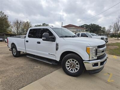 2017 Ford F-250 Super Duty XLT   - Photo 4 - Conroe, TX 77301