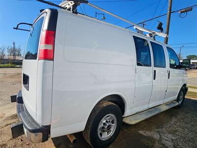 2017 GMC Savana 2500 - Photo 7 - Conroe, TX 77301