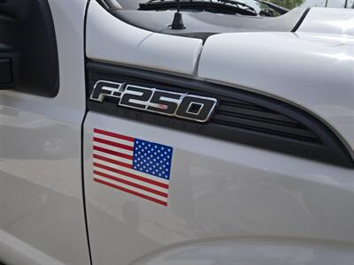 2016 Ford F-250 Super Duty XL  Service Body - Photo 7 - Conroe, TX 77301