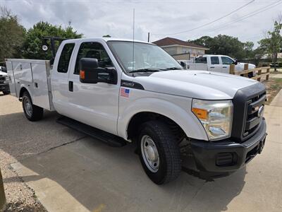 2016 Ford F-250 Super Duty XL  Service Body - Photo 2 - Conroe, TX 77301
