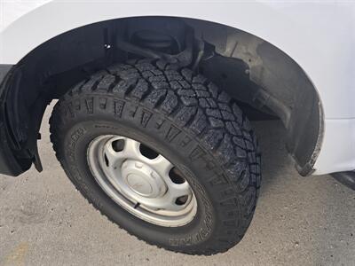 2015 Ford F-150 XL SuperCrew 4x4 - Photo 8 - Conroe, TX 77301