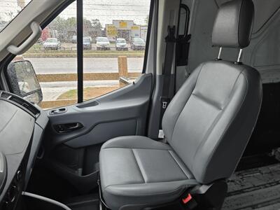2019 Ford Transit 250 High Roof   - Photo 17 - Conroe, TX 77301