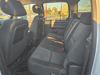 2014 Chevrolet Silverado 2500 LT   - Photo 6 - Conroe, TX 77301