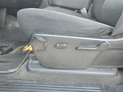 2014 Chevrolet Silverado 2500 LT   - Photo 8 - Conroe, TX 77301