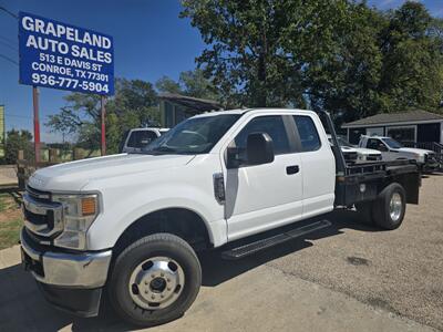 2021 Ford F-350 XL Flatbed w/hydraulic hay lift Truck