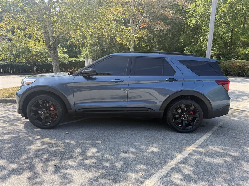 2020 Ford Explorer ST - Photo 2 - Greensboro, NC 27407