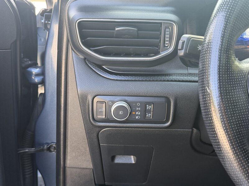 2020 Ford Explorer ST - Photo 18 - Greensboro, NC 27407