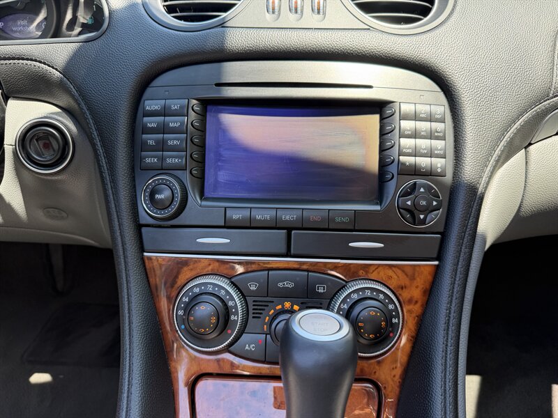 2006 Mercedes-Benz SL 500 - Photo 16 - Greensboro, NC 27407