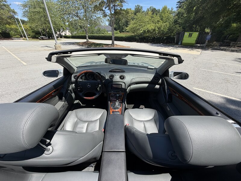 2006 Mercedes-Benz SL 500 - Photo 10 - Greensboro, NC 27407
