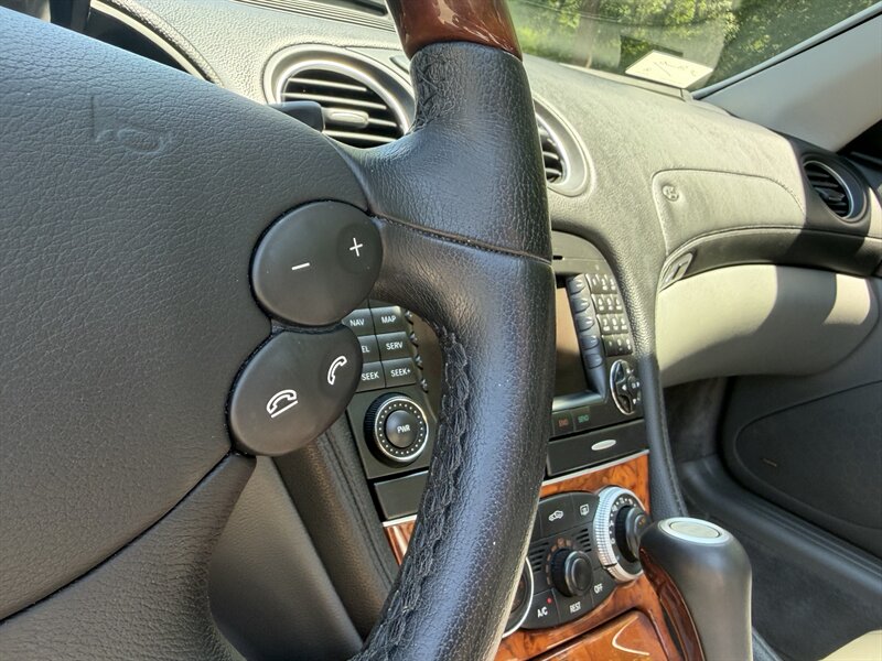 2006 Mercedes-Benz SL 500 - Photo 21 - Greensboro, NC 27407