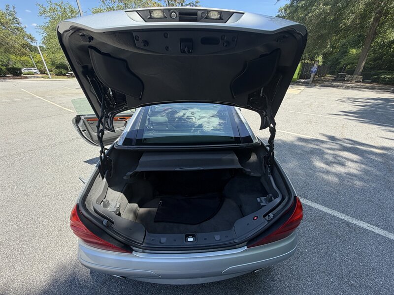 2006 Mercedes-Benz SL 500 - Photo 9 - Greensboro, NC 27407