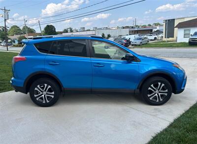 2018 Toyota RAV4 LE   - Photo 5 - Greensboro, NC 27407