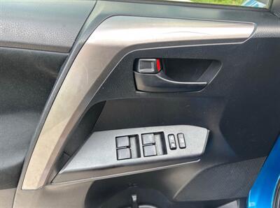 2018 Toyota RAV4 LE   - Photo 16 - Greensboro, NC 27407
