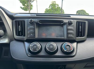 2018 Toyota RAV4 LE   - Photo 14 - Greensboro, NC 27407