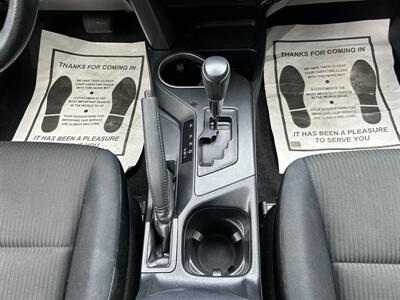 2018 Toyota RAV4 LE   - Photo 15 - Greensboro, NC 27407