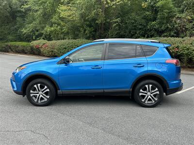 2018 Toyota RAV4 LE   - Photo 2 - Greensboro, NC 27407