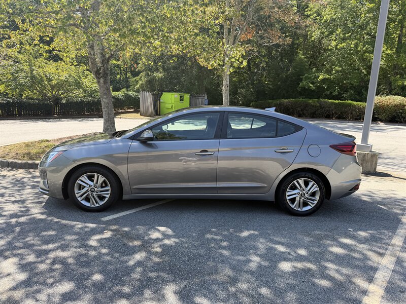2020 Hyundai ELANTRA SEL - Photo 2 - Greensboro, NC 27407