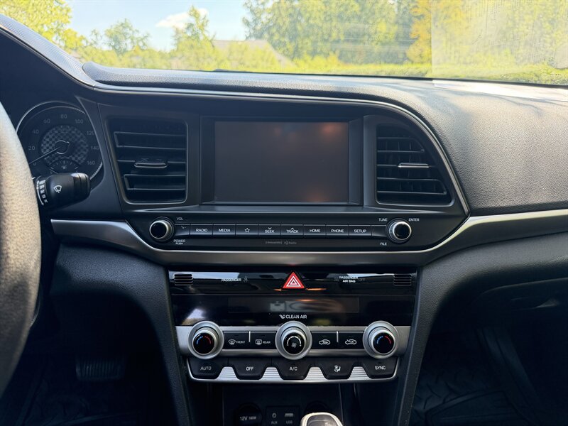 2020 Hyundai ELANTRA SEL - Photo 13 - Greensboro, NC 27407