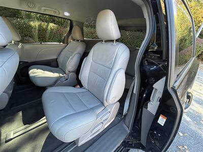 2016 Toyota Sienna Limited Premium 7-Passeng   - Photo 13 - Greensboro, NC 27407