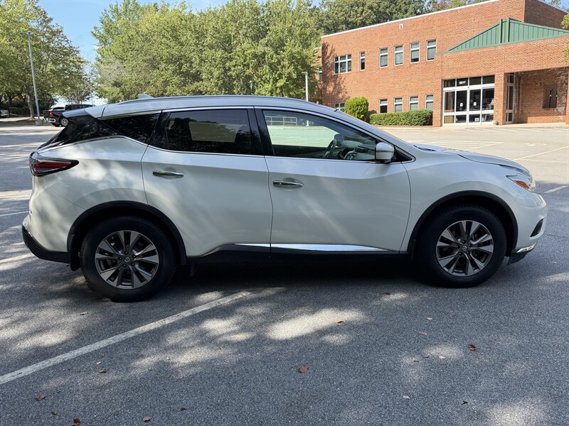 2017 Nissan Murano SL - Photo 6 - Greensboro, NC 27407