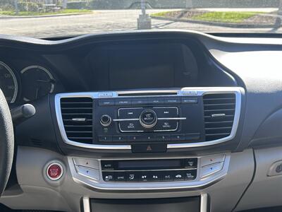 2015 Honda Accord EX   - Photo 14 - Greensboro, NC 27407