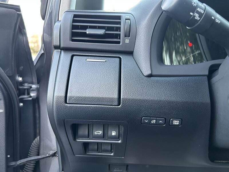 2013 Lexus RX 350 - Photo 15 - Greensboro, NC 27407