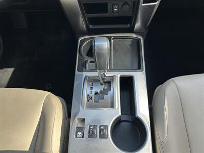 2014 Toyota 4Runner SR5 Premium   - Photo 18 - Greensboro, NC 27407