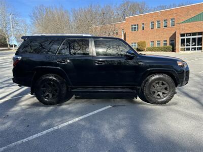 2014 Toyota 4Runner SR5 Premium   - Photo 4 - Greensboro, NC 27407