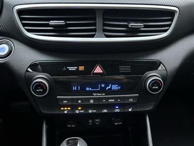 2020 Hyundai TUCSON SEL   - Photo 21 - Greensboro, NC 27407