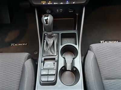 2020 Hyundai TUCSON SEL   - Photo 15 - Greensboro, NC 27407