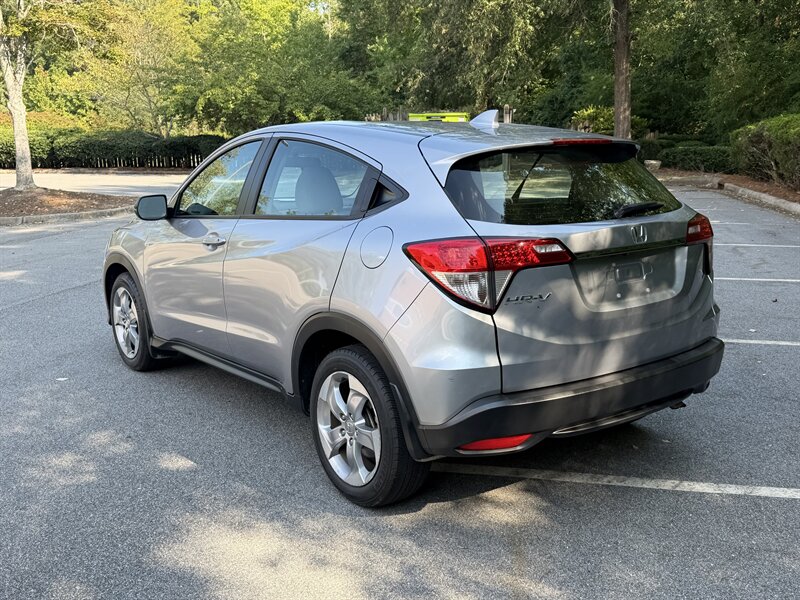 2019 Honda HR-V LX - Photo 3 - Greensboro, NC 27407