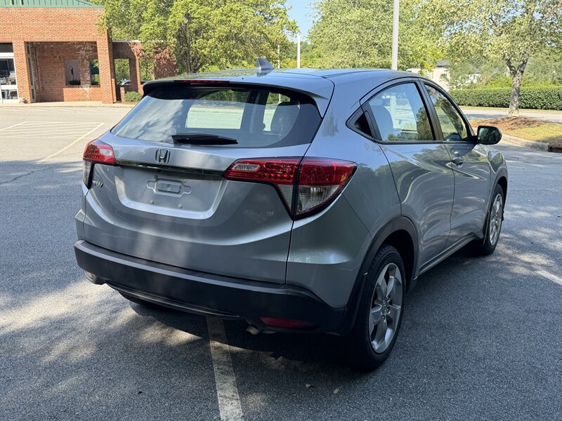 2019 Honda HR-V LX - Photo 5 - Greensboro, NC 27407