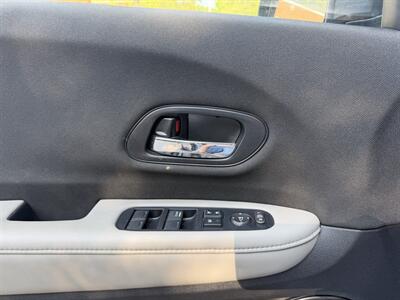 2019 Honda HR-V LX - Photo 17 - Greensboro, NC 27407