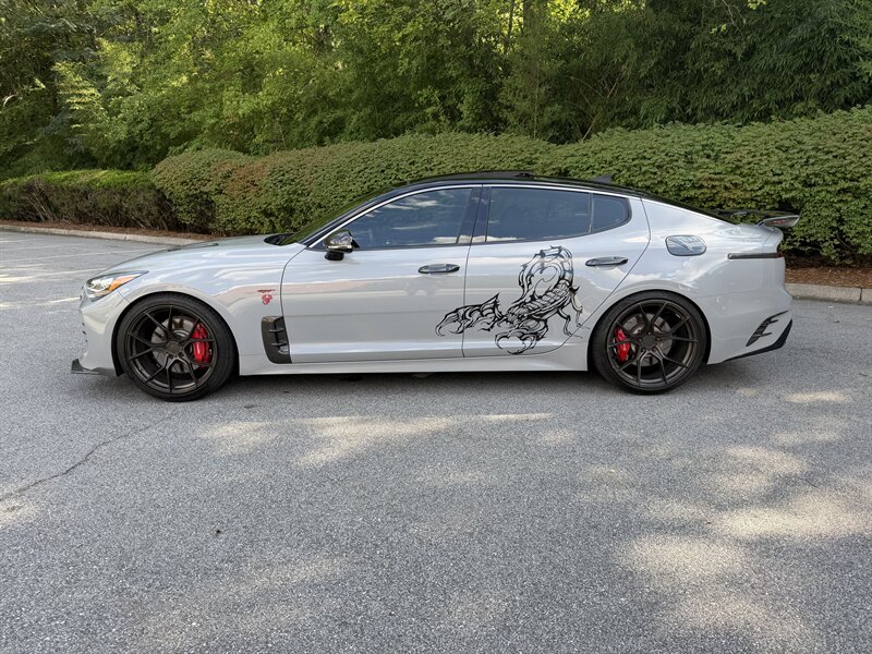 2019 Kia Stinger GT1 - Photo 3 - Greensboro, NC 27407