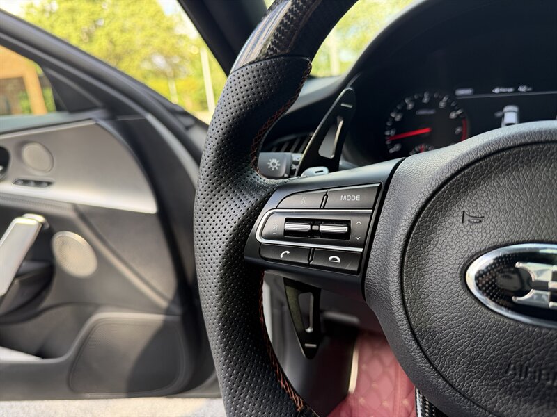 2019 Kia Stinger GT1 - Photo 23 - Greensboro, NC 27407