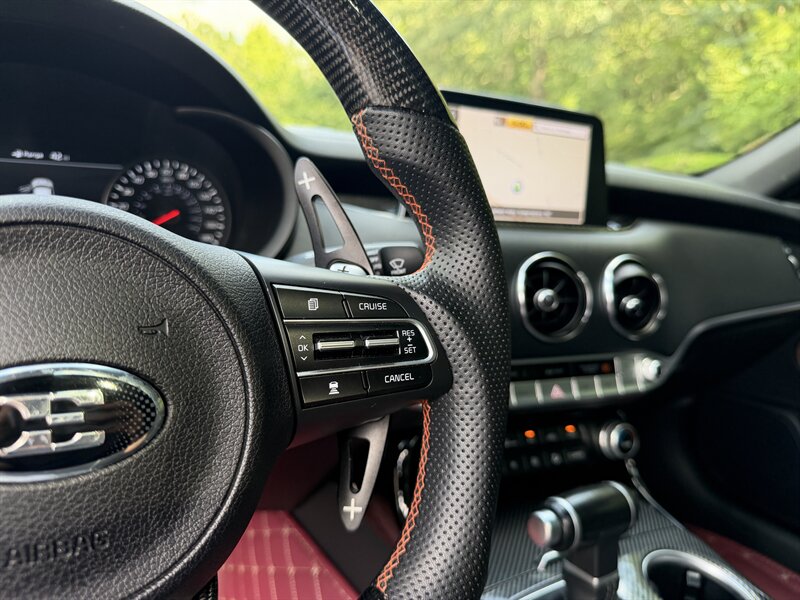 2019 Kia Stinger GT1 - Photo 24 - Greensboro, NC 27407