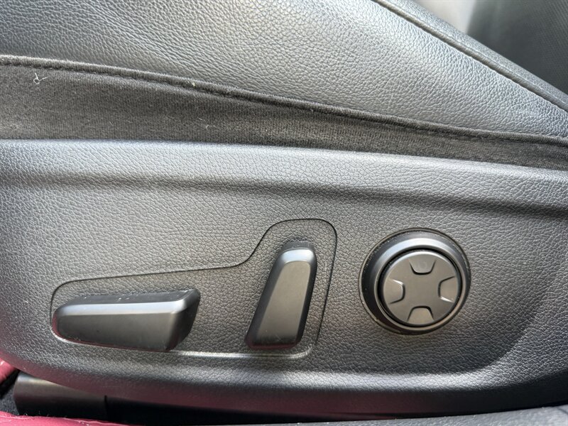 2019 Kia Stinger GT1 - Photo 20 - Greensboro, NC 27407