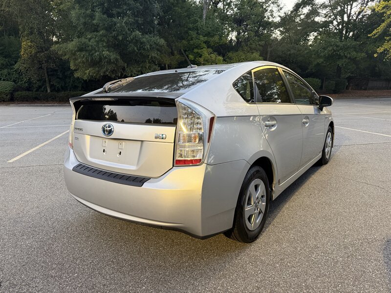 2010 Toyota Prius II - Photo 5 - Greensboro, NC 27407