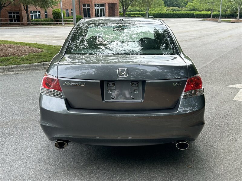 2009 Honda Accord EX-L V6 w/Navi - Photo 4 - Greensboro, NC 27407