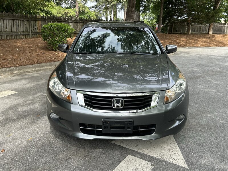 2009 Honda Accord EX-L V6 w/Navi - Photo 8 - Greensboro, NC 27407