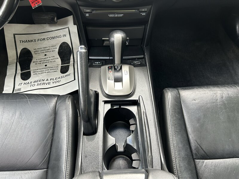 2009 Honda Accord EX-L V6 w/Navi - Photo 17 - Greensboro, NC 27407