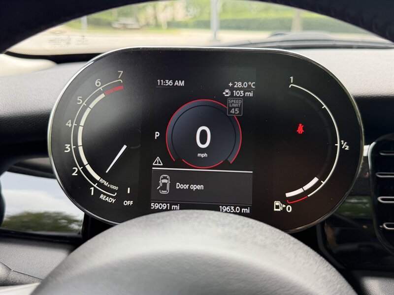 2022 MINI Cooper 5-door - Photo 30 - Greensboro, NC 27407