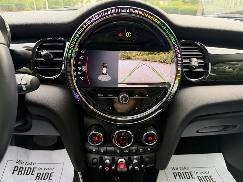 2022 MINI Cooper 5-door - Photo 14 - Greensboro, NC 27407