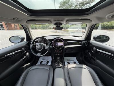 2022 MINI Cooper 5-door - Photo 10 - Greensboro, NC 27407
