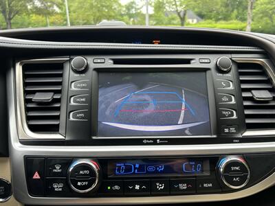 2015 Toyota Highlander XLE   - Photo 31 - Greensboro, NC 27407