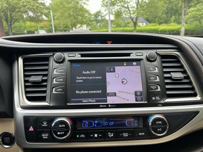 2015 Toyota Highlander XLE   - Photo 29 - Greensboro, NC 27407