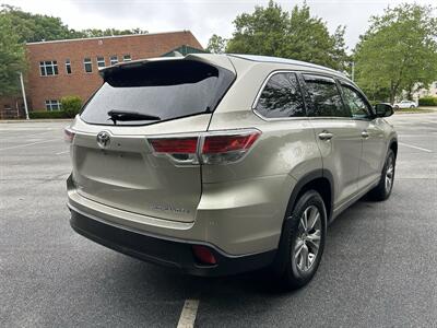 2015 Toyota Highlander XLE   - Photo 5 - Greensboro, NC 27407
