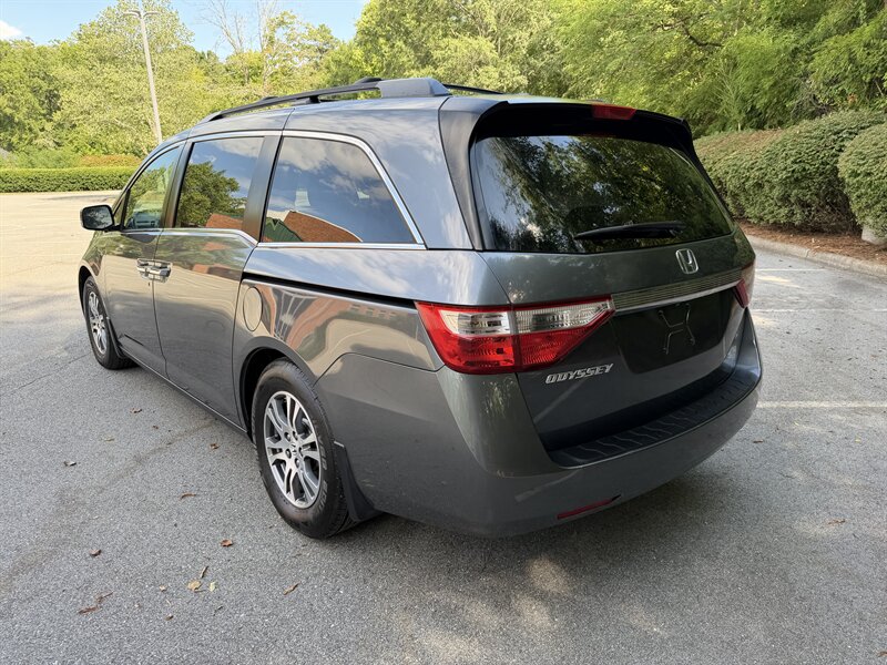 2012 Honda Odyssey EX-L - Photo 3 - Greensboro, NC 27407